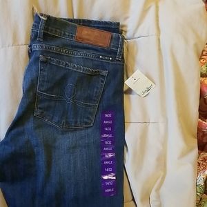 NWT 14/32 lucky brnd 30" sofia straight ankle jean